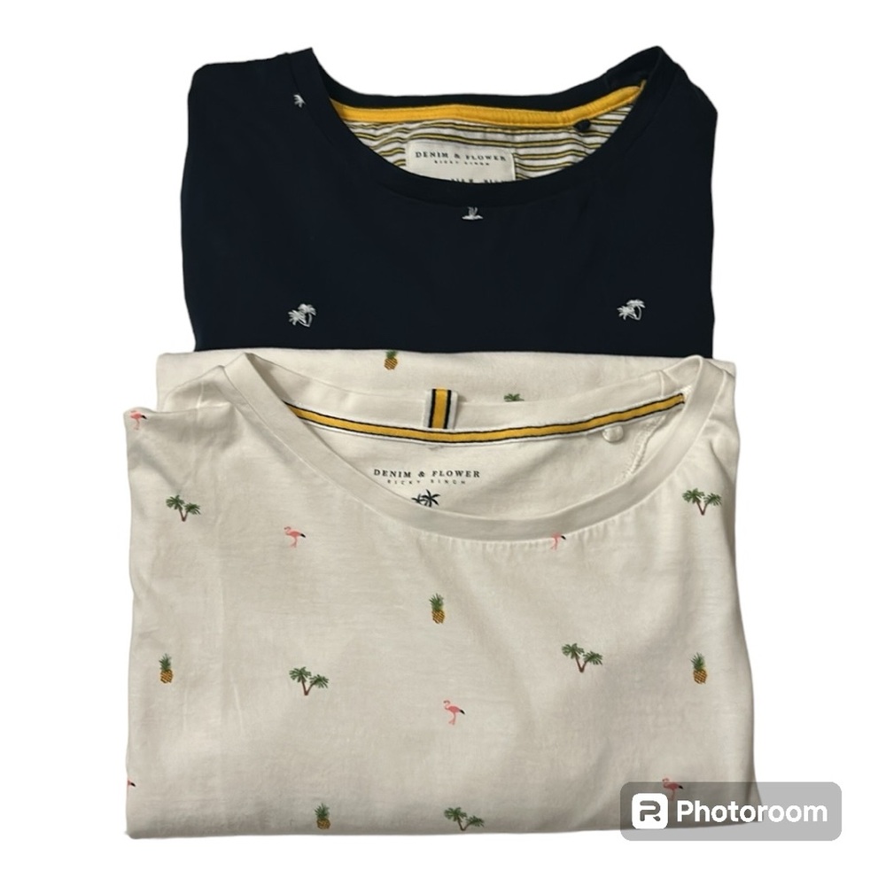 2 Denim and Flower Men’s Slim Fit T-Shirts Sz M